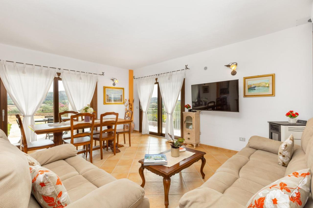 Villa Tomaso Arzachena Buitenkant foto